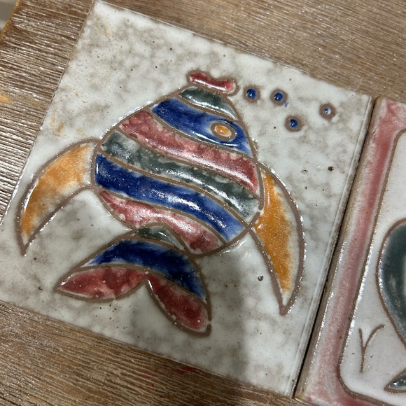 << decorative tiles >>. Set of four 4 Portugal fish, frog 4x4 - Picture 5 of 8